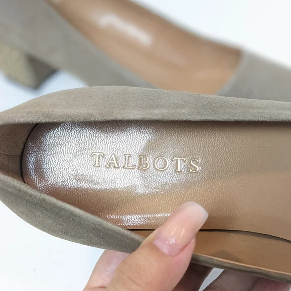 Talbots suede heels - Picture 7 of 16